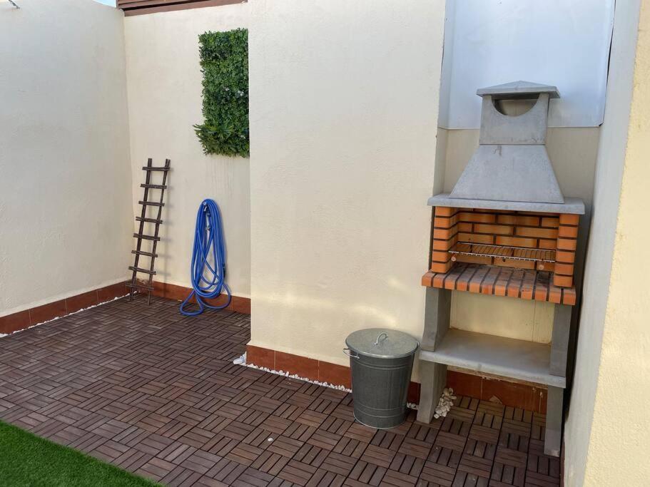 Khelok Home Aguilas Exterior photo